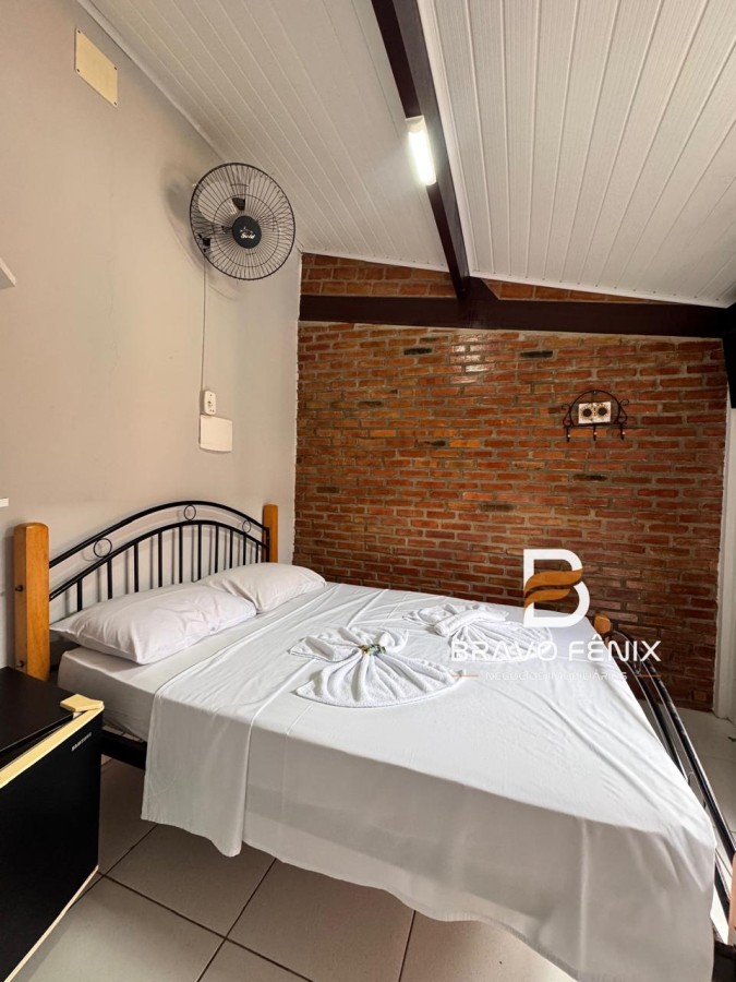 Casa, 11 quartos, 1350 m² - Foto 31