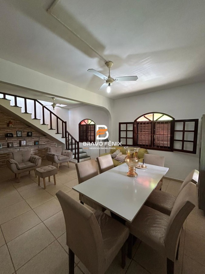 Casa, 3 quartos, 360 m² - Foto 3