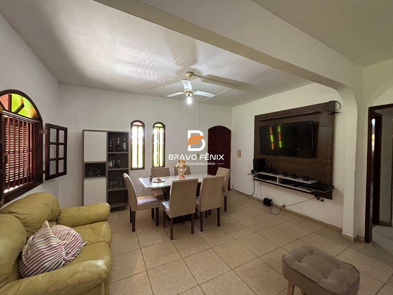 Casa, 3 quartos, 360 m² - Foto 2